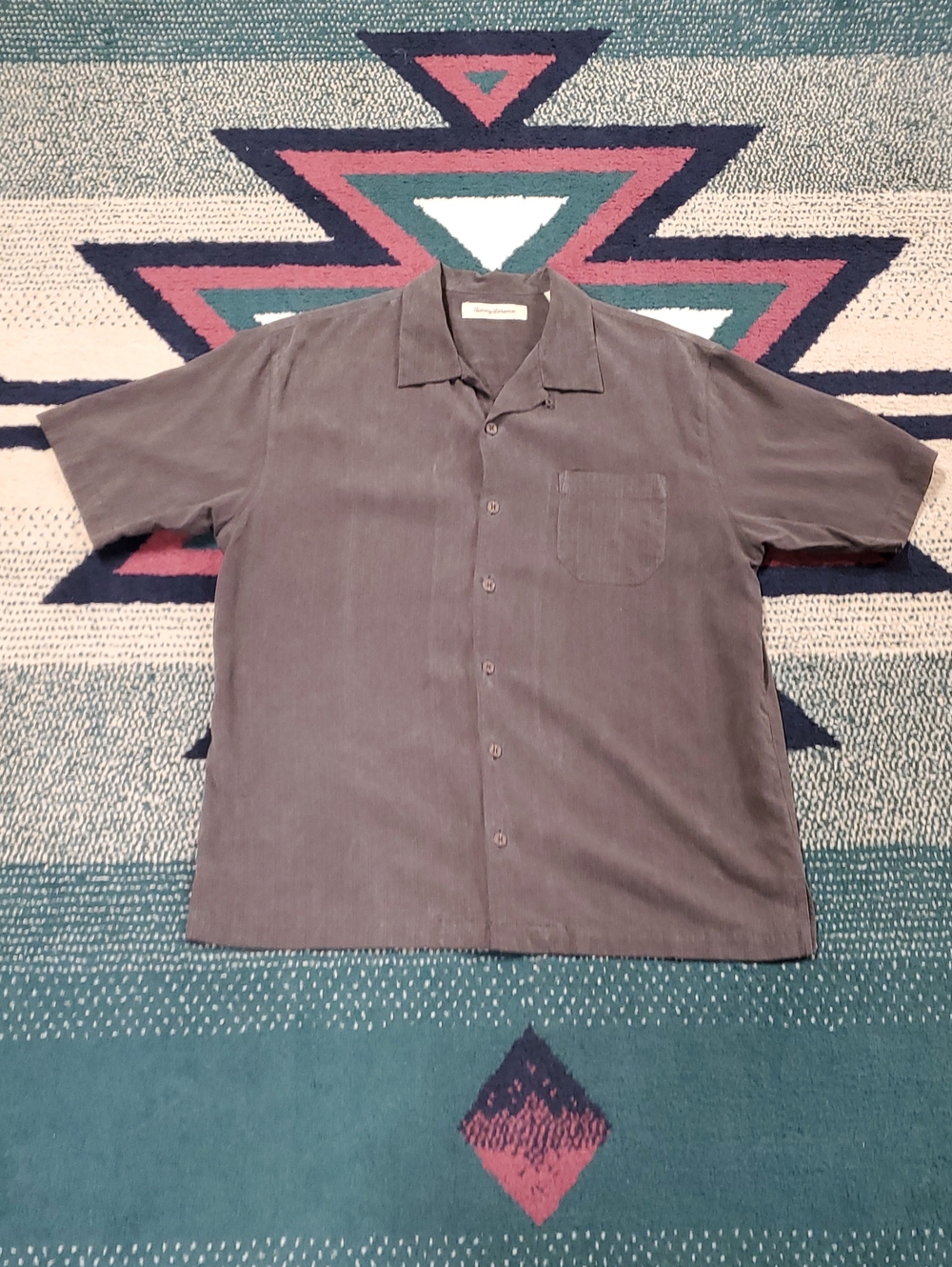 Tommy Bahama Short-Sleeve Button-Down Shirt in Charcoal/Beige